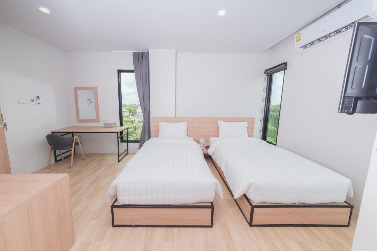 Am2Tree Hotell Chanthaburi Exteriör bild